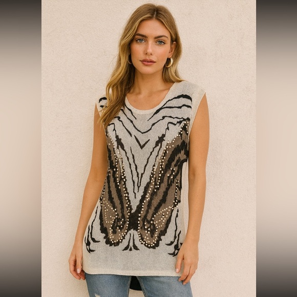 Vex and co Y2K vibes butterfly stud top small - Picture 2 of 6